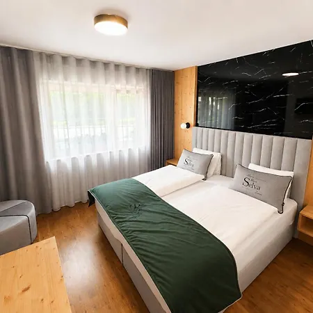 Otel Pizzeria Selva 3*