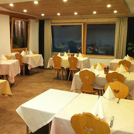 Hotel Pizzeria Selva Zernez