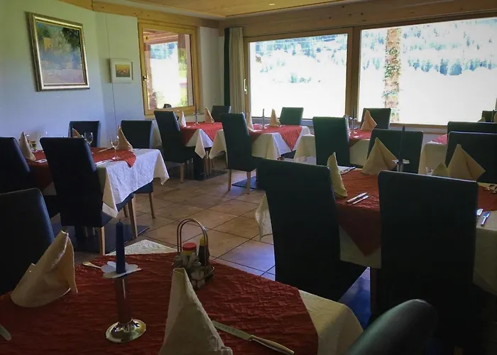 Hotel Pizzeria Selva Zernez